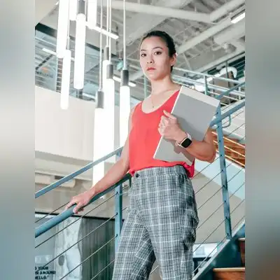 成薇洁